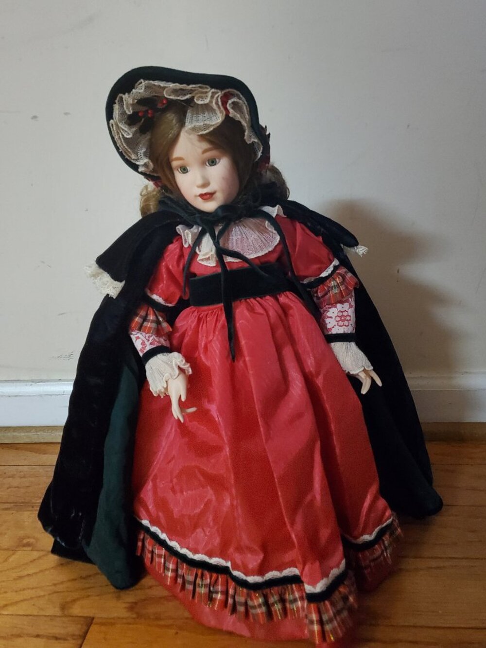 Vintage Lenox “Elizabeth – Her Christmas Gift” Porcelain Doll